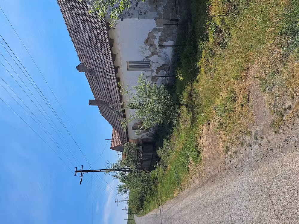 Casa si teren arabil extravilan