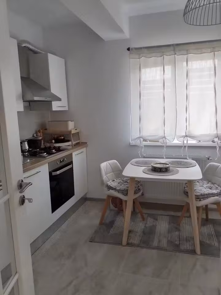 Casă · 4 camere · 97 m², Visan, Iași