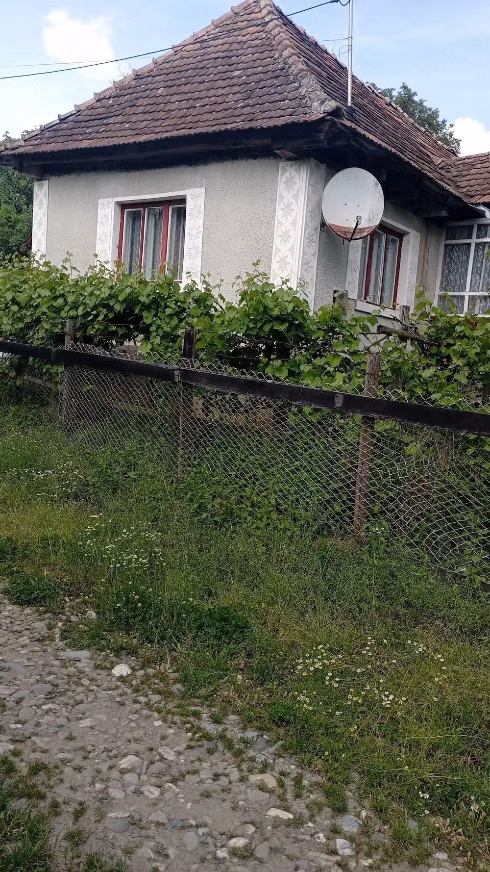 Casă cu grădină în Comlod jud Bistrița Nasaud