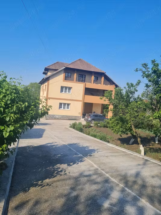 Casă Budesti