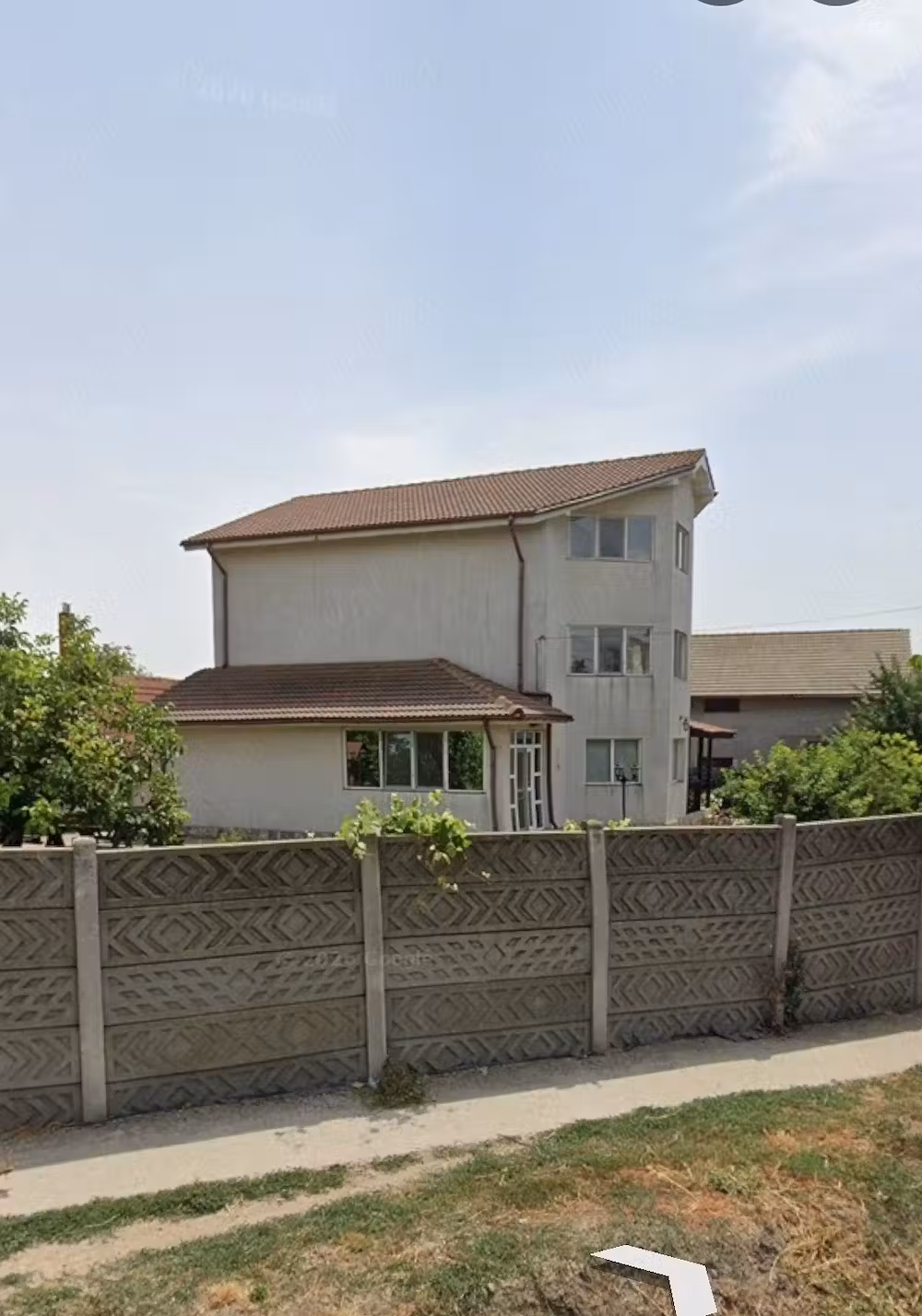 Casă de vânzare