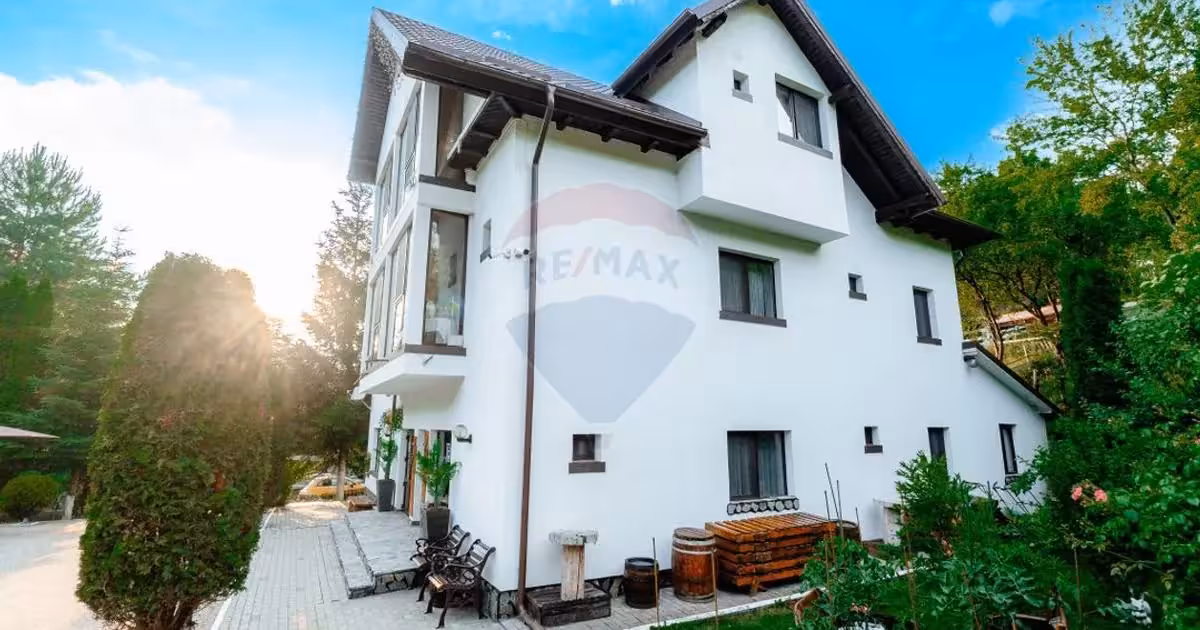 Hotel/Pensiune de vânzare în Rucăr