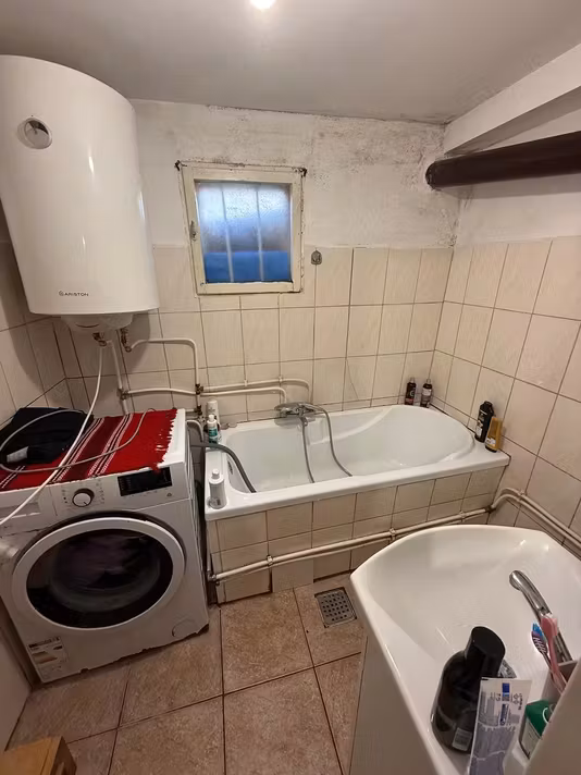 Casă Burdujeni sat