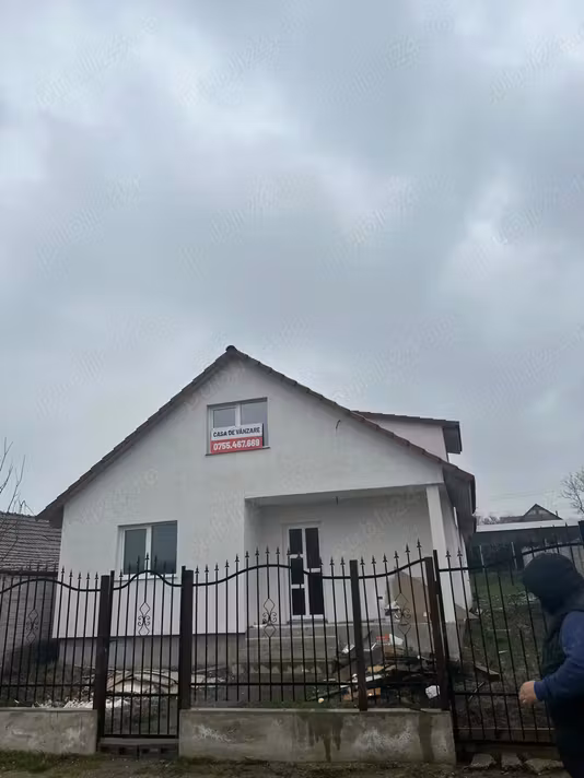 Casă Vinga