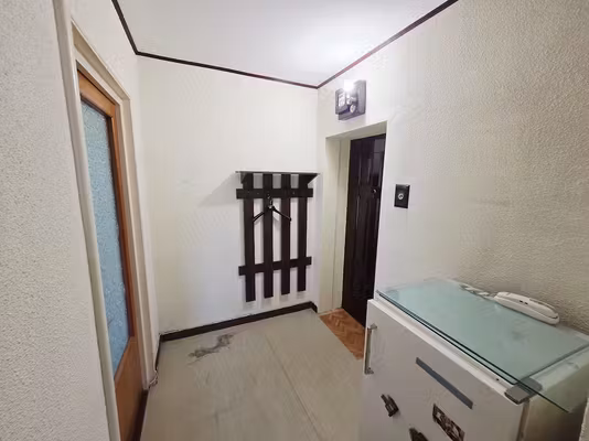 Apartament Romancierilor