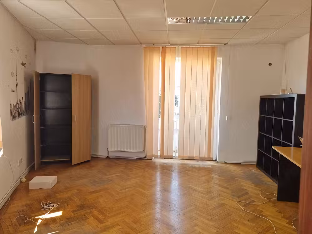 Unirii , Calea Calarasilor , Hala Traian