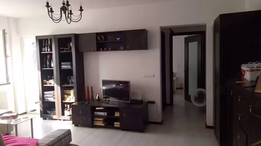Apartament la limita dintre cartierul Pajura si cartierul Bucurestii Noi