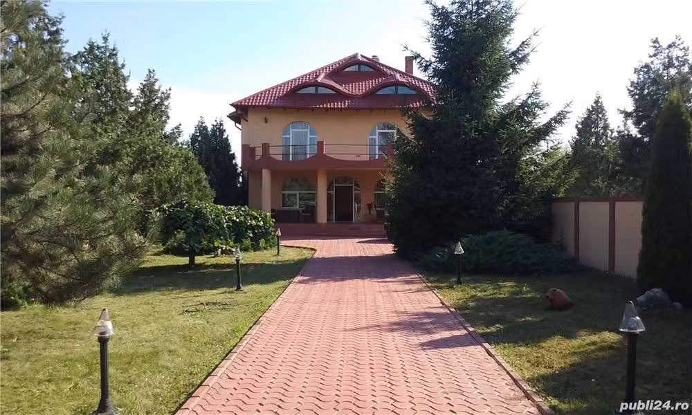 Casă · 4 camere · 200 m², Albert, Ploiești