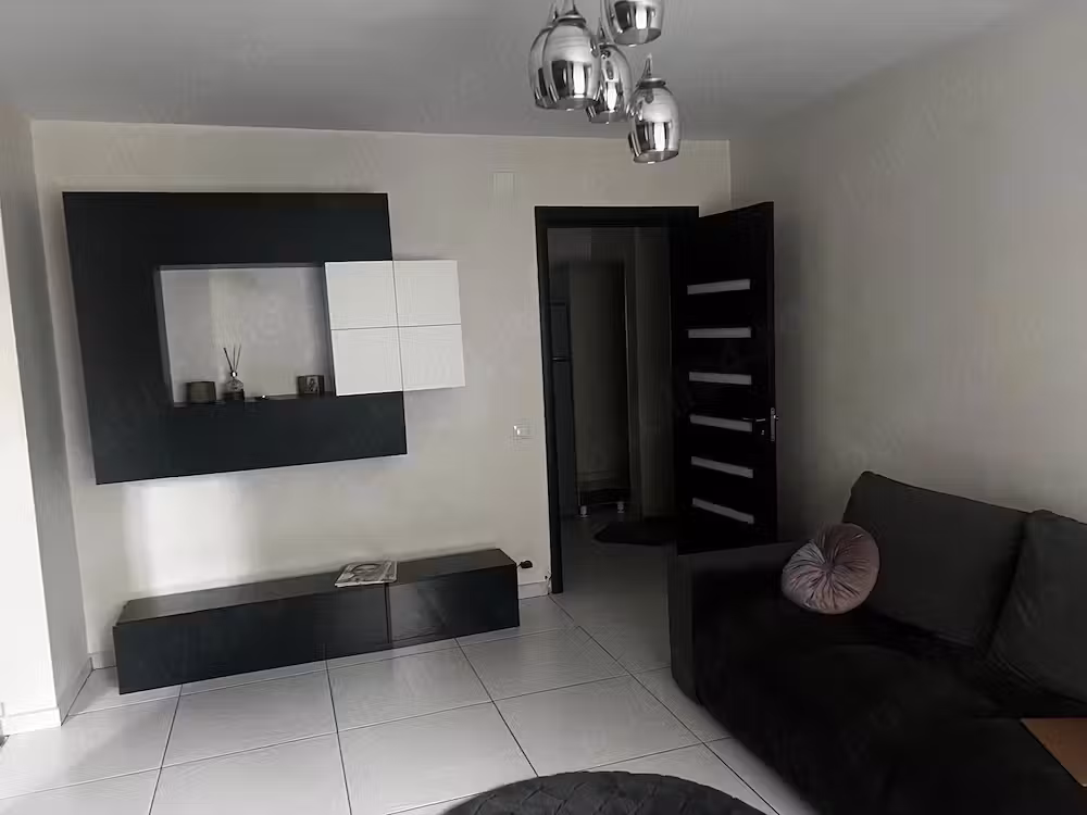 Apartament de inchiriat-BD Constantin Brancoveanu nr 118