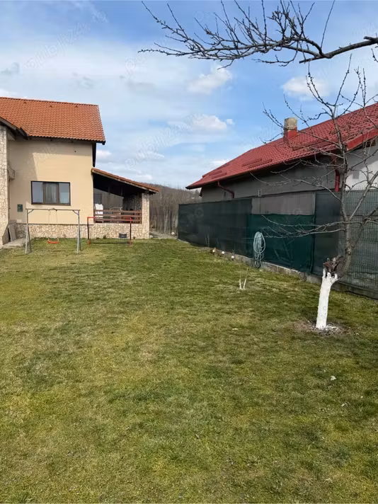 Casă Orlesti