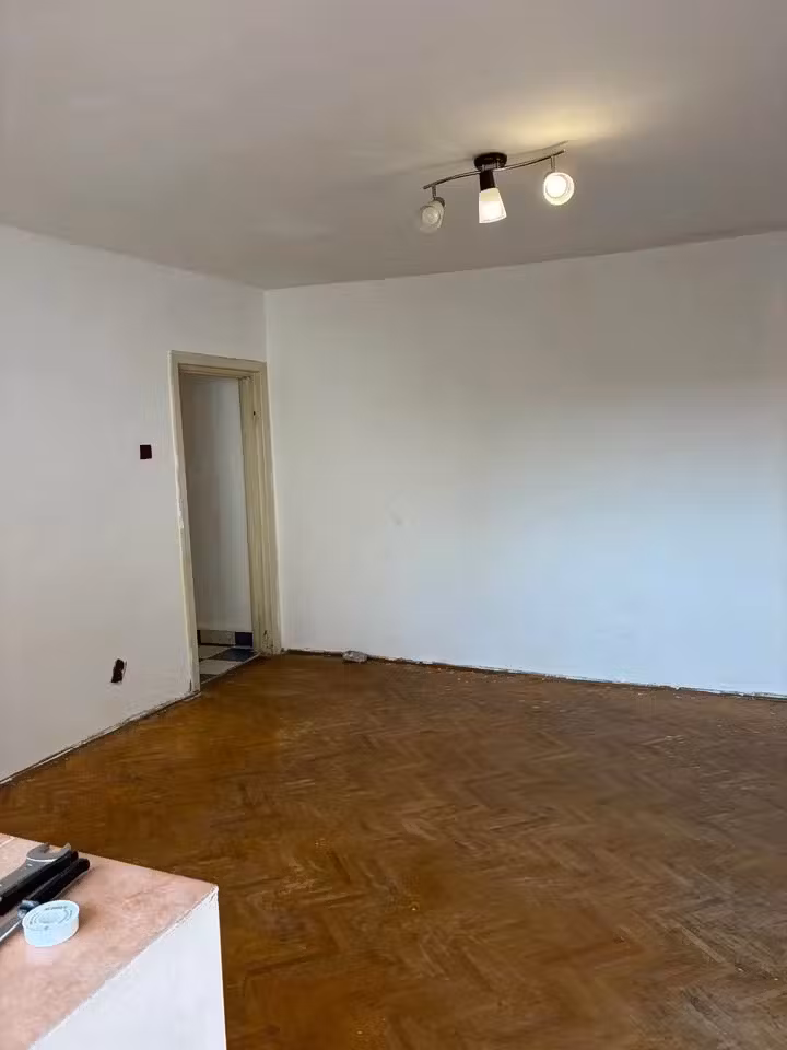 Proprietar Vand Ap 2 cam semi Zona Parcului Clabucet