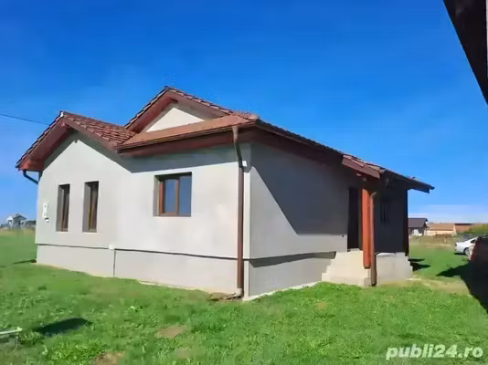 Casă Fantanele