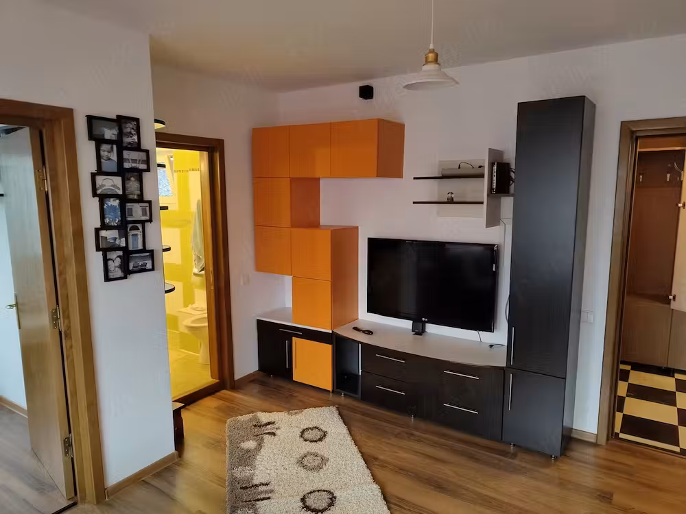 Apartament 2 camere SD, 44 MP + 40 MP pod, zona Liceul Economic Kaufland Universitatea Suceava