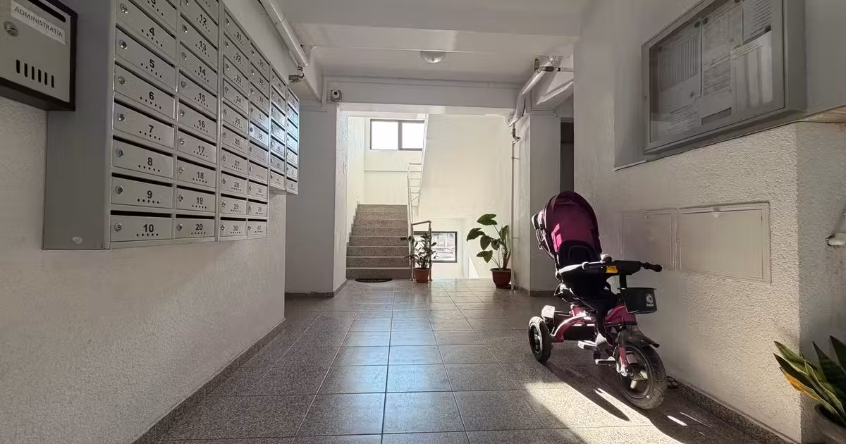 Apartament de vânzare cu 2 camere în zona 1 Decembrie 1918, Sector 3
