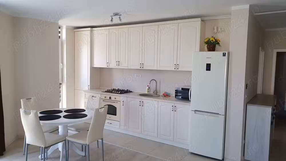Proprietar, inchiriez apartament nou 2 camere, Rebreanu 181, zona Soarelui