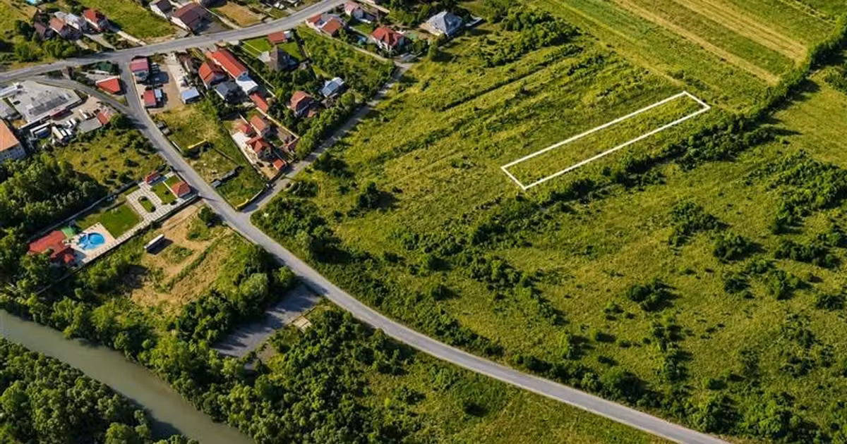 Teren Construcții intravilan de vânzare de 2500 mp, în zona Est, Târgoviște