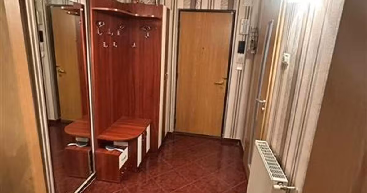 Apartament de vânzare cu 4 camere în zona Titan, Sector 3