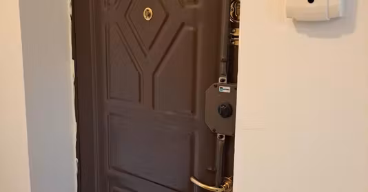 Apartament Titan