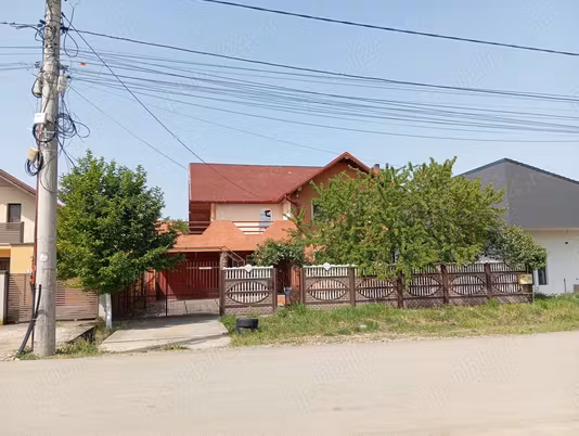 Casă Dumbravita