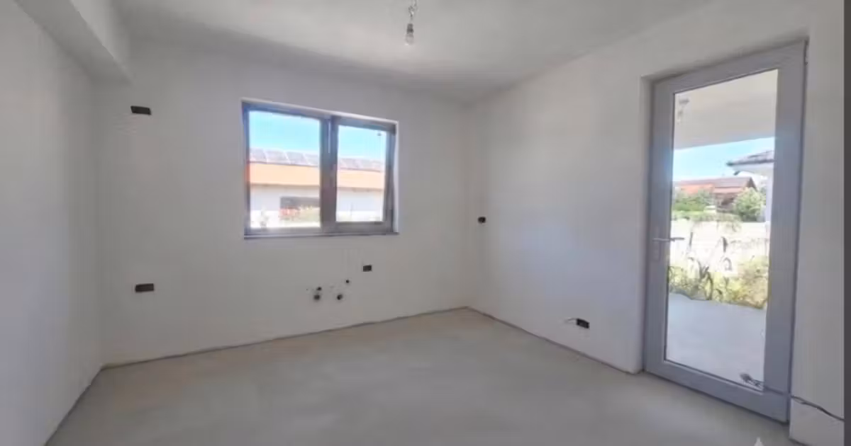 Casă individuală de vânzare cu 4 camere în Domnești