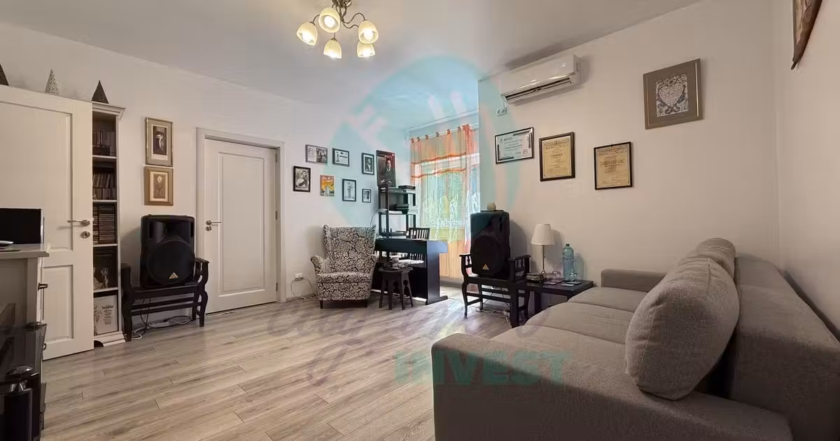 Apartament de vânzare cu 2 camere, mobilat în zona Moșilor, Sector 2