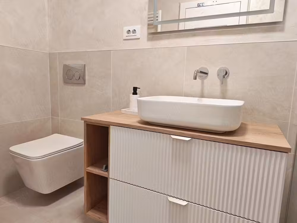 Chirie ap.2 camere prima inchiriere bloc nou