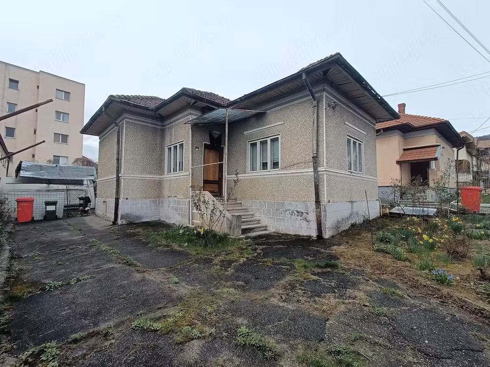 Casă · 3 camere · 115 m², Traian, Râmnicu Vâlcea