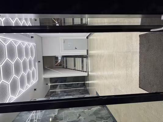 Apartament Lângă metrou