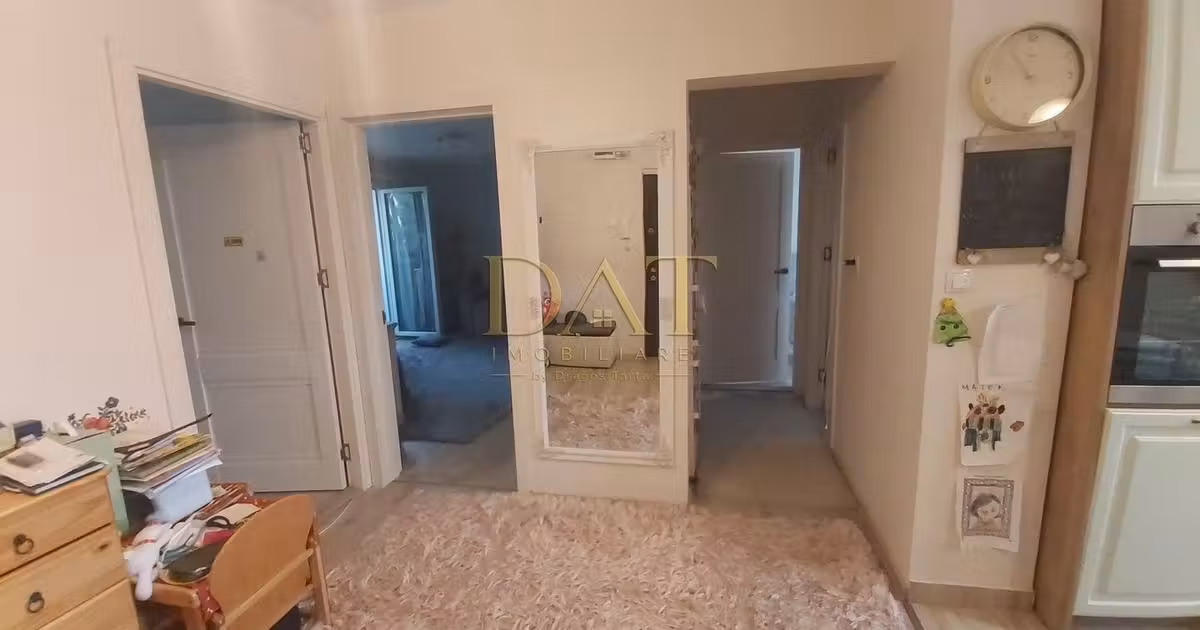 Apartament de vânzare cu 3 camere în zona Mănăștur, Cluj-Napoca
