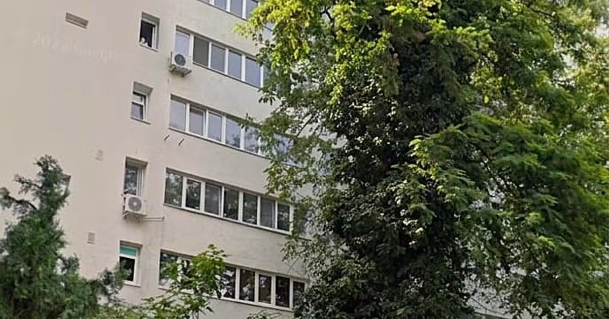 Apartament de vânzare cu 3 camere în zona Titan, Sector 3
