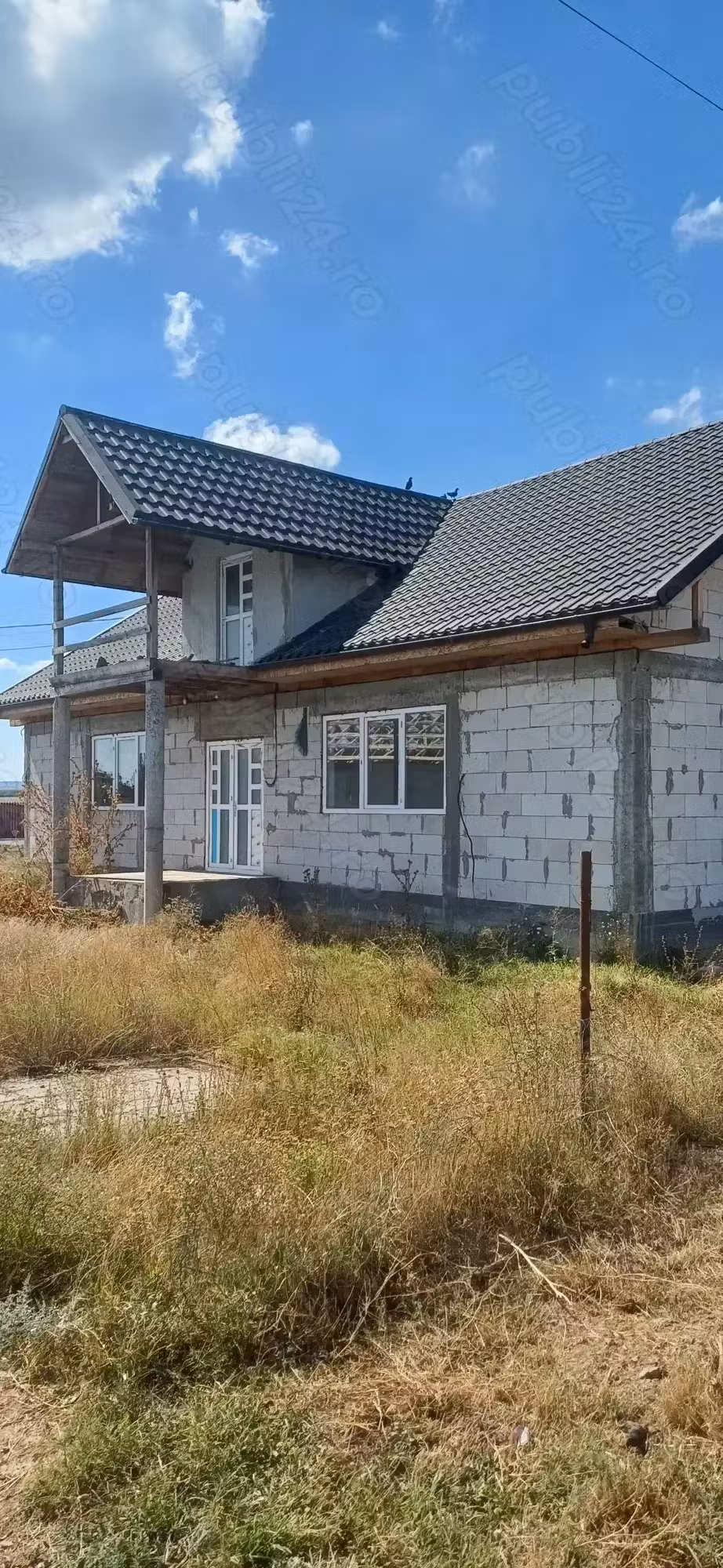 Casa de vânzare noua,