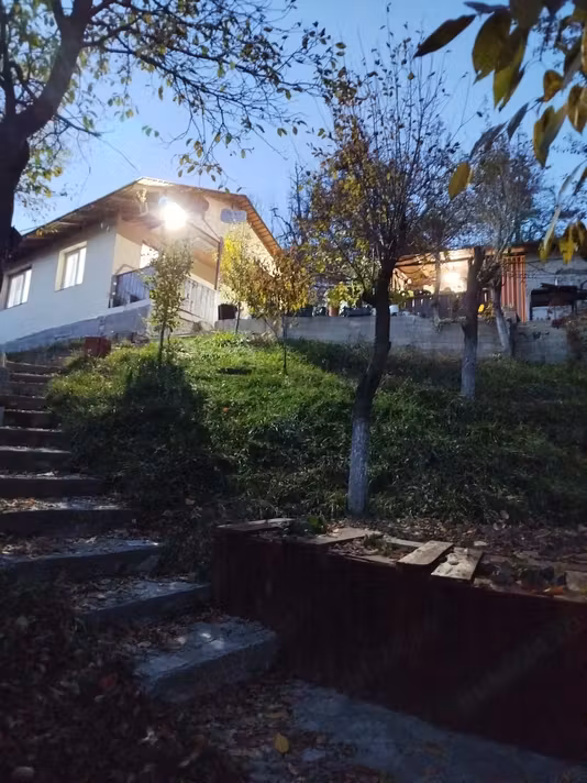 Casă Almas