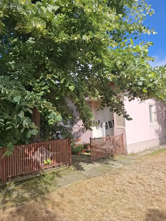 Casă Olteni