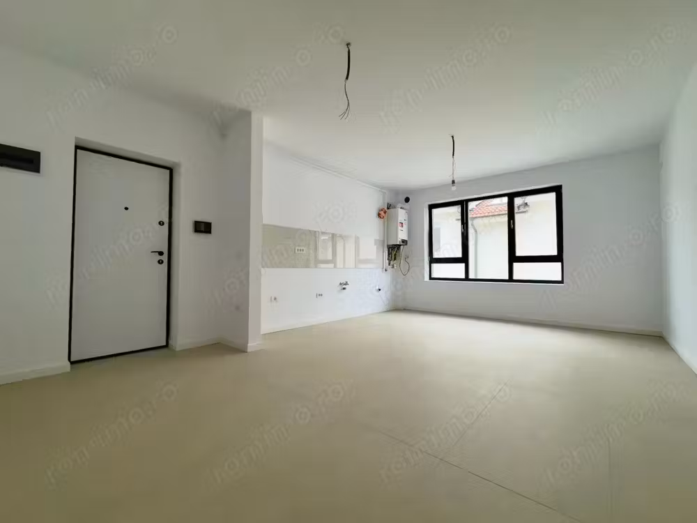 Etajul 1. Langa statia de autobuz ! Apartament finalizat !
