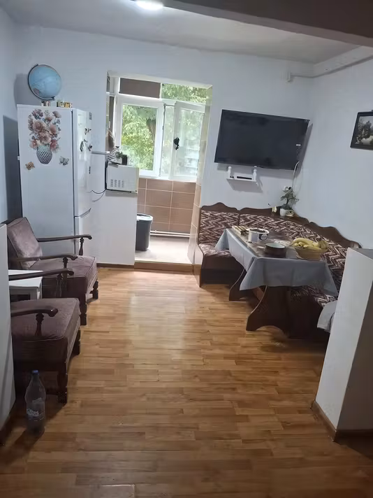 Apartament Ostroveni