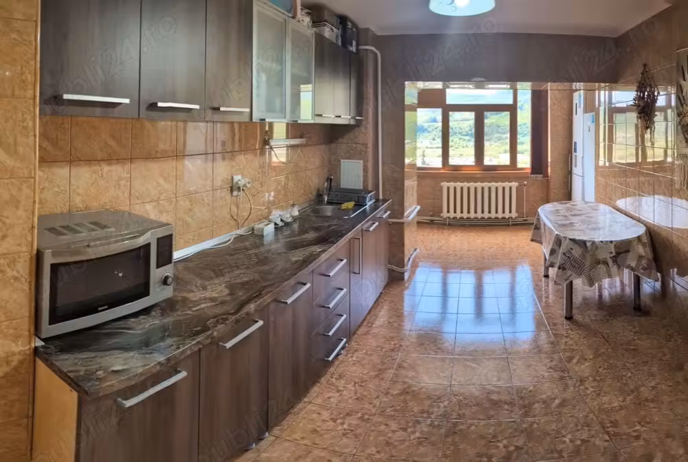 Apartament 3 camere cu priveliște superbă