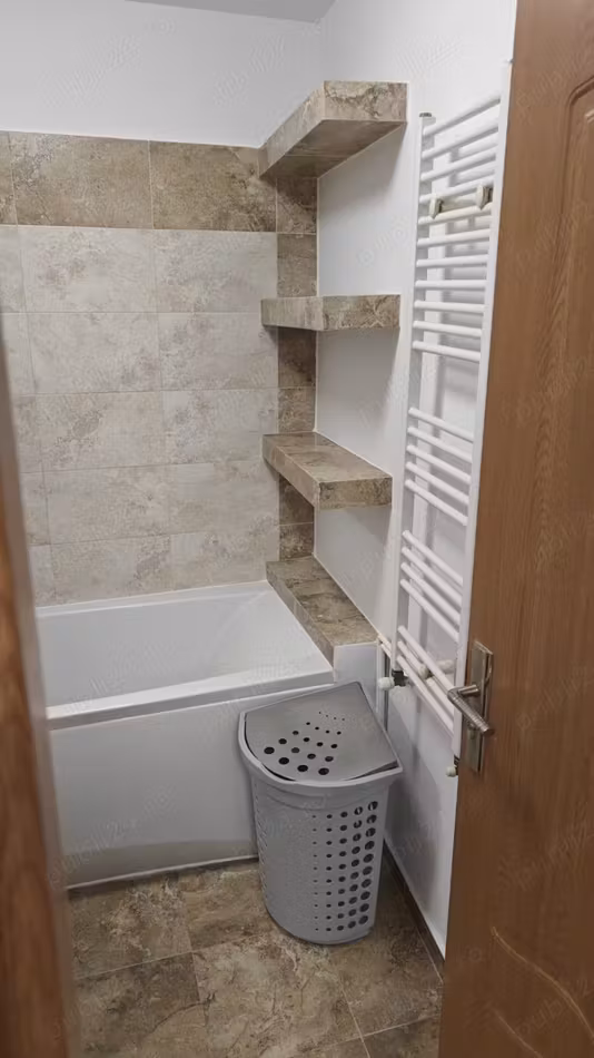 Apartament LIPOVEI