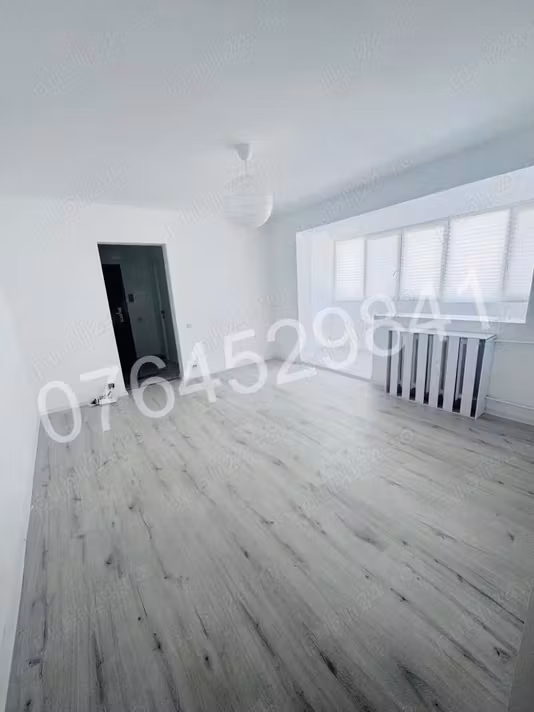 Apartament Titan