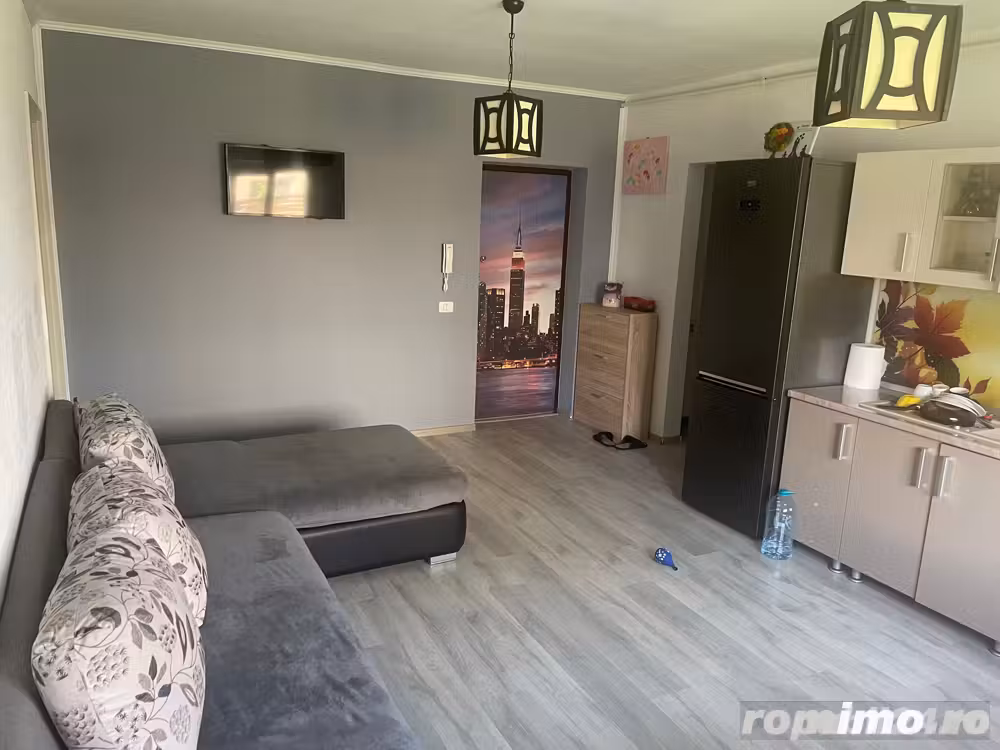 Apartament cu 3 camere in spate la decathlon