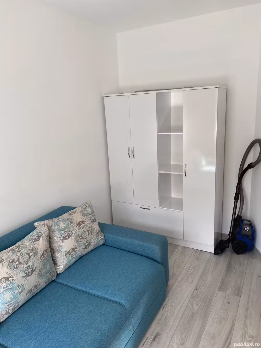 apartament de inchiriat
