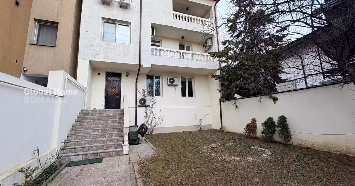 Casă de vânzare cu 10 camere în zona Parcul Carol, Sector 4