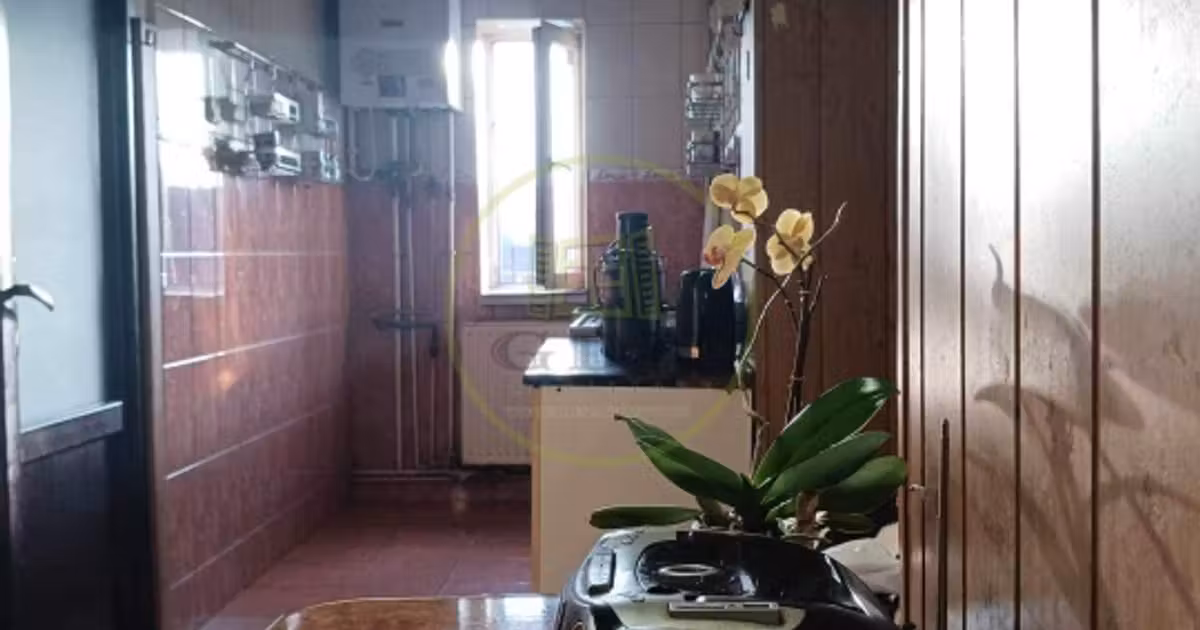 Apartament de vânzare cu 2 camere în zona Craiter, Brașov