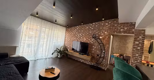 Apartament Florești