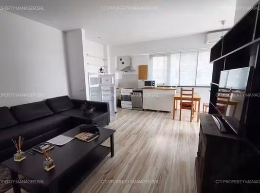 Apartament Scoala Americana