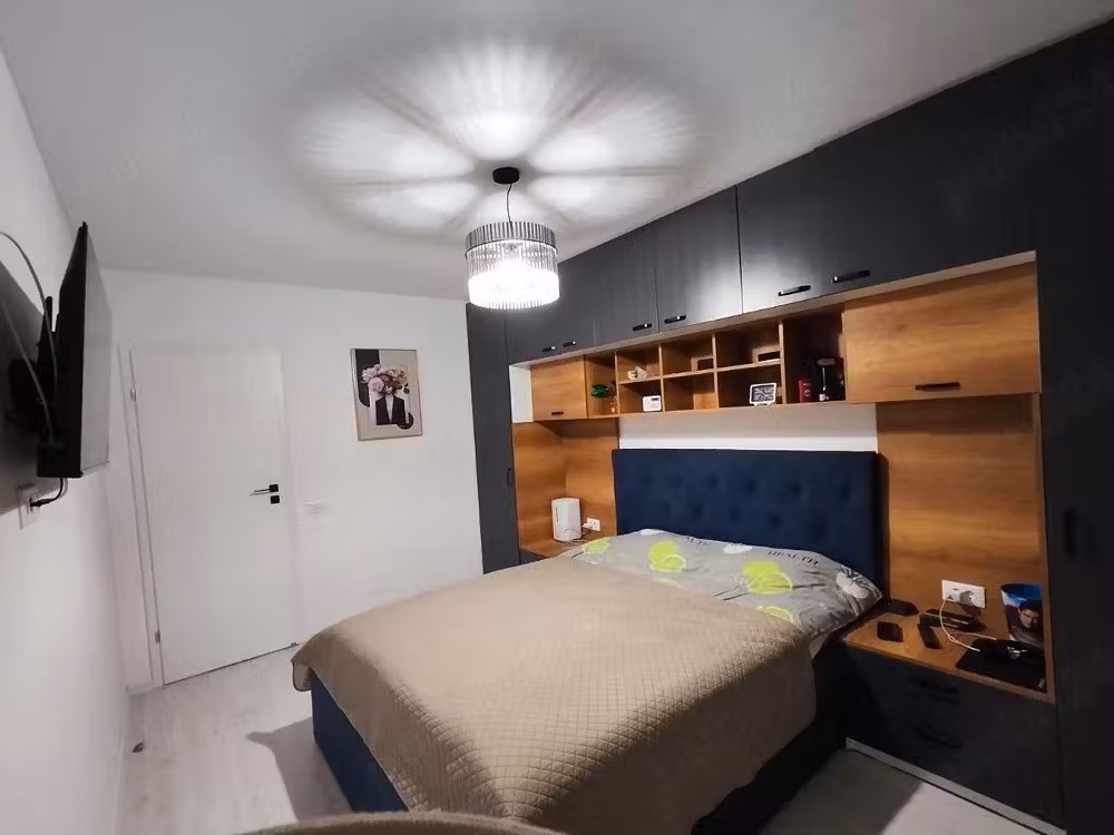 Apartament 3 camere+parcare direct propietar