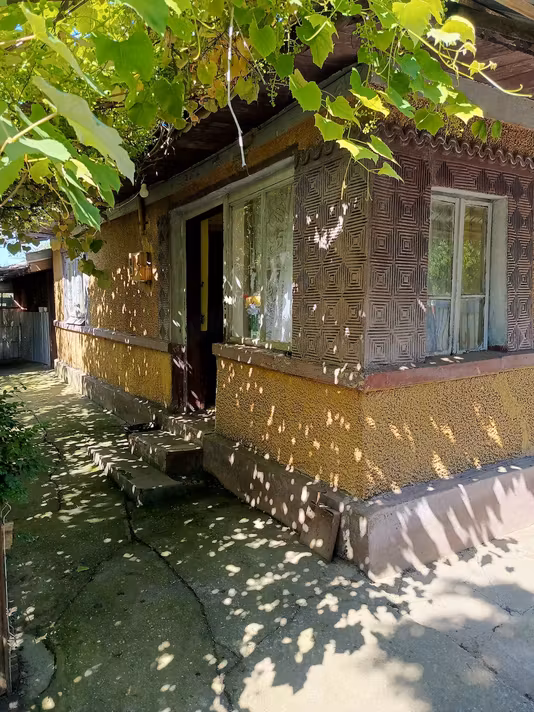 Casă Centru%2bla%2bstrada