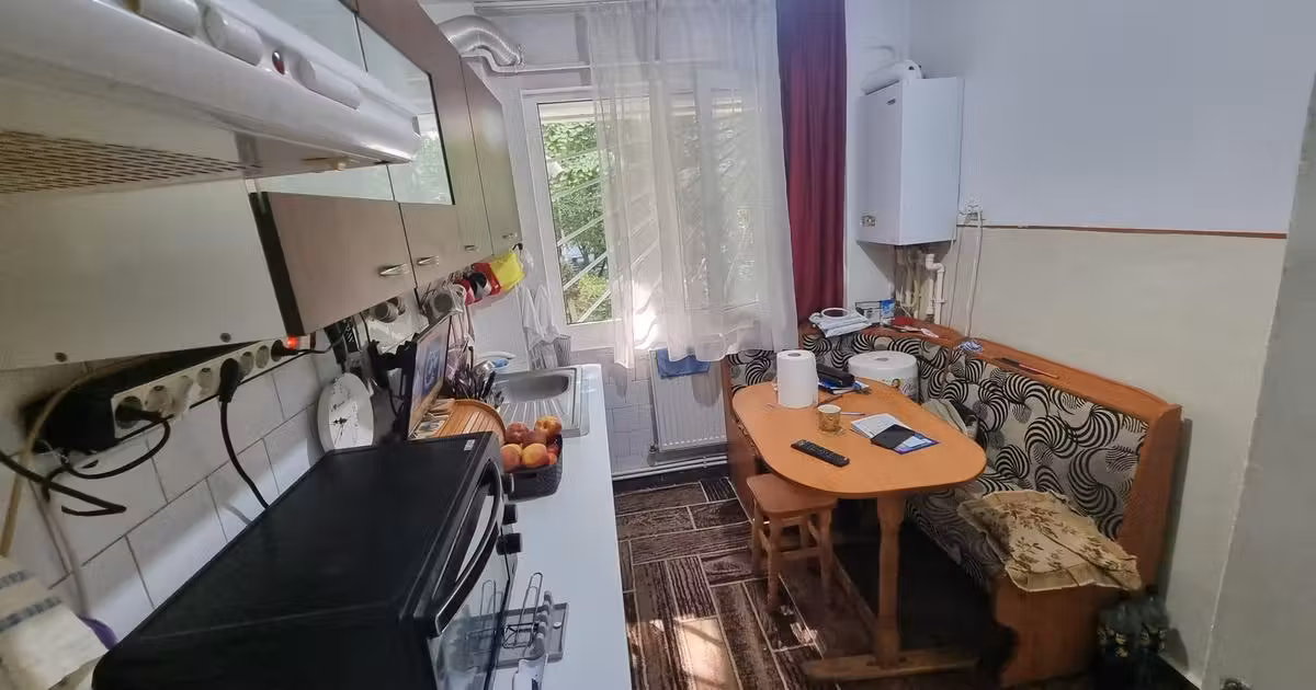 Apartament de vânzare cu 2 camere în zona Tătărași, Iași