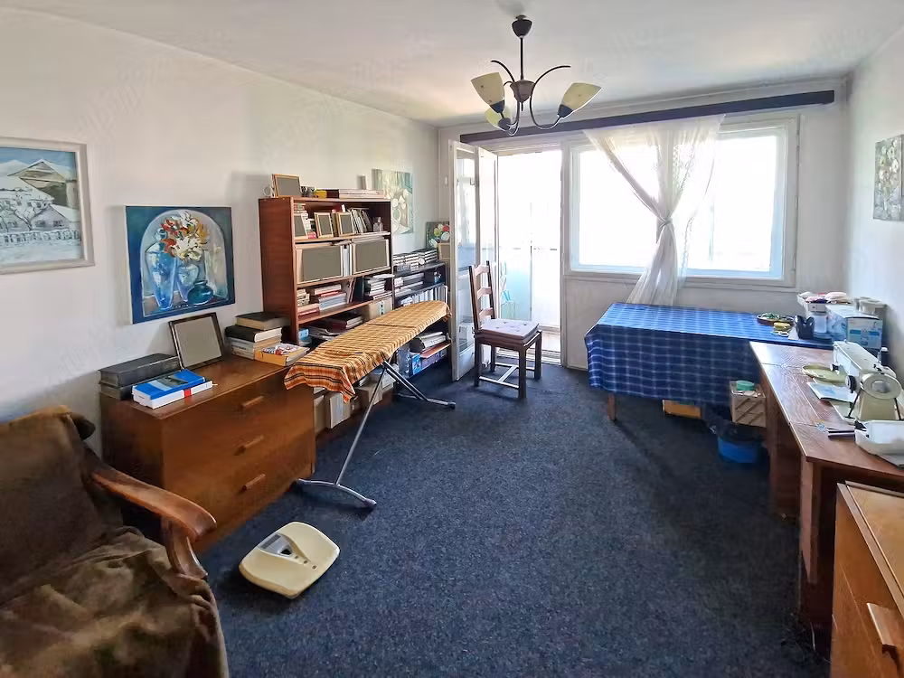 Apartament 3 camere, 75mp, bloc reabilitat, vedere pe ambele parti, Giulesti - Prunaru