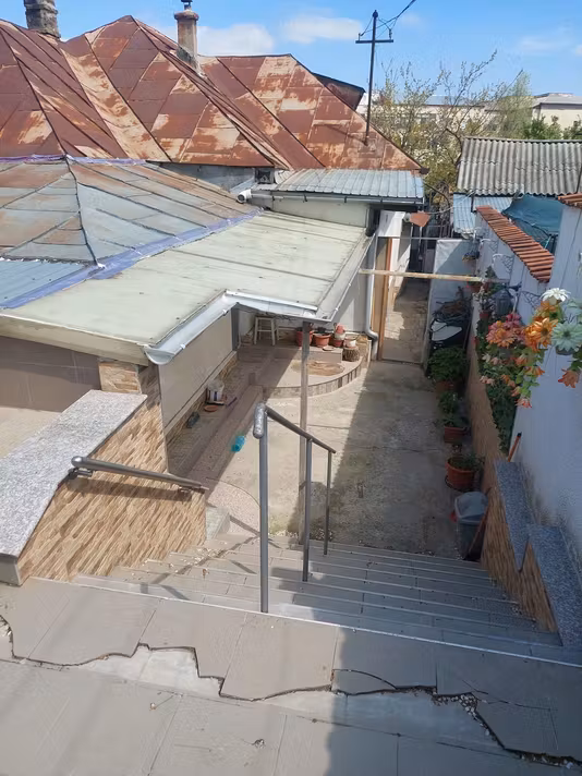 Casă Central