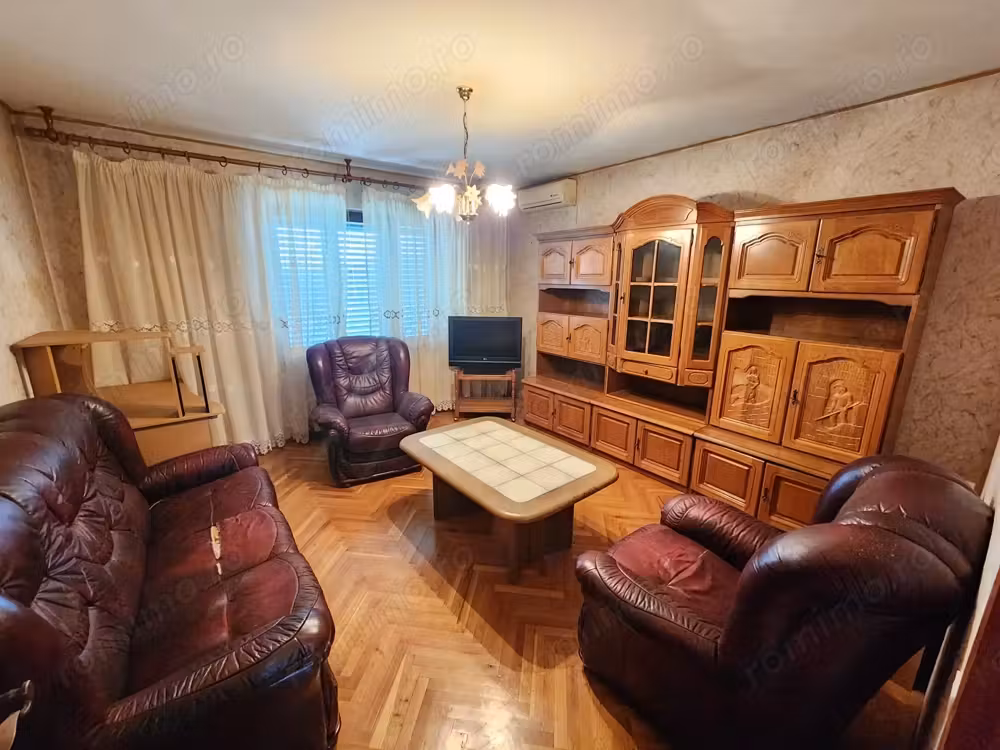 Vand casa cu teren generos fără comision!